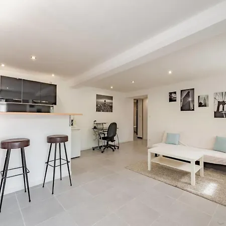 Apartment Guestready - Modern And Spacious Flat Near Vaise *